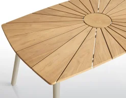 DaneLine Eva Teak Havemøbelsæt m/4 stole - 90x160 cm - Latte