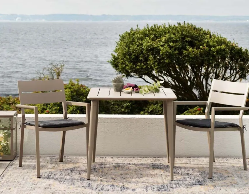 Delia Stabelstol m/armlæn - Beige