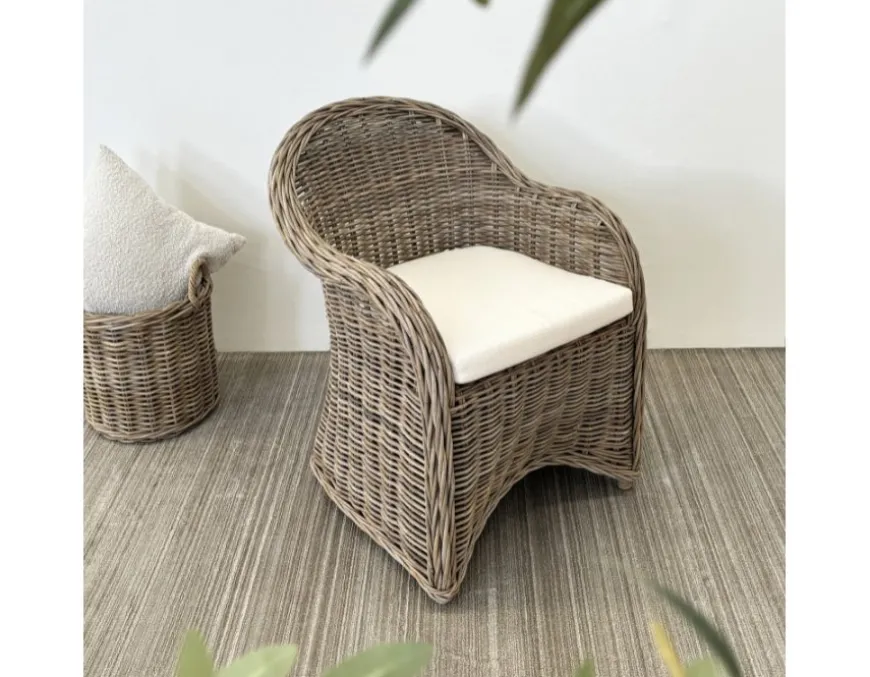 Kato Rattan Spisestol m/hynde
