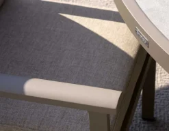Samvaro Havestol m/armlæn - Beige