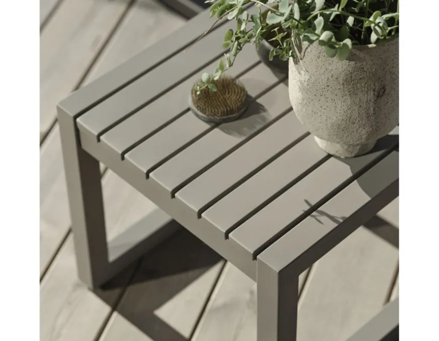 Vevi Sidebord - 40x40x35 cm - Beige